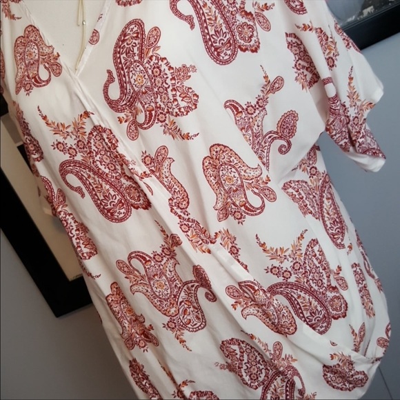 Leo and Nicole Blouse - Picture 3 of 5